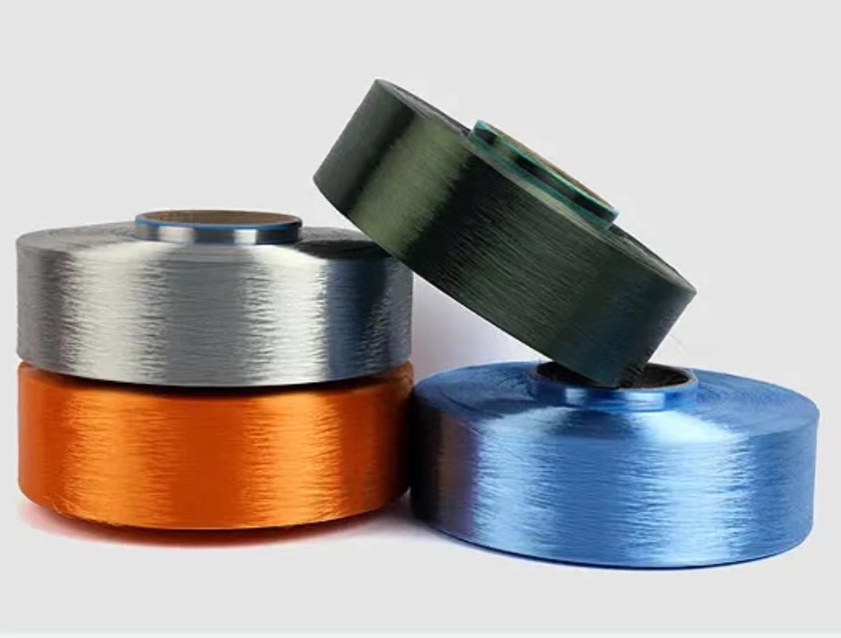 HANYUN Dokunmamış kumaş için% 100 polyester 300D FDY renkli filament ipliği